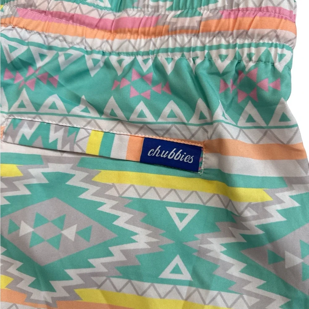 Chubbies Pastel Aztec‎ Tribal Print Men’s Size Large Trunks/Shorts Multicolored